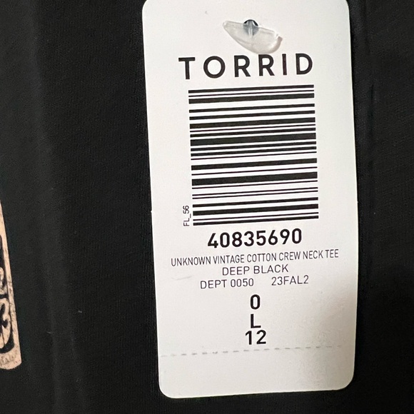 Torrid Unknown Vintage Cotton Crew Neck Tee NWT - Picture 8 of 8